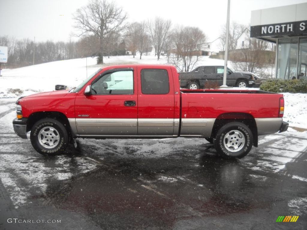 2001 Silverado 1500 LS Extended Cab 4x4 - Victory Red / Graphite photo #6
