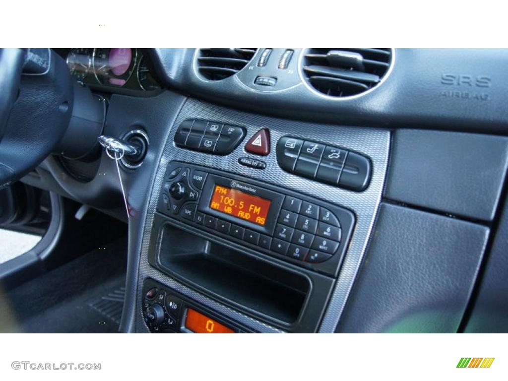 2003 Mercedes-Benz CLK 500 Coupe Controls Photo #41771493