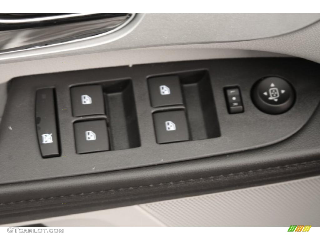 2010 Chevrolet Malibu LT Sedan Controls Photo #41776125