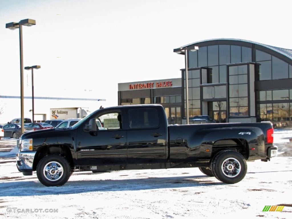 2011 Silverado 3500HD LT Crew Cab 4x4 Dually - Black / Ebony photo #1