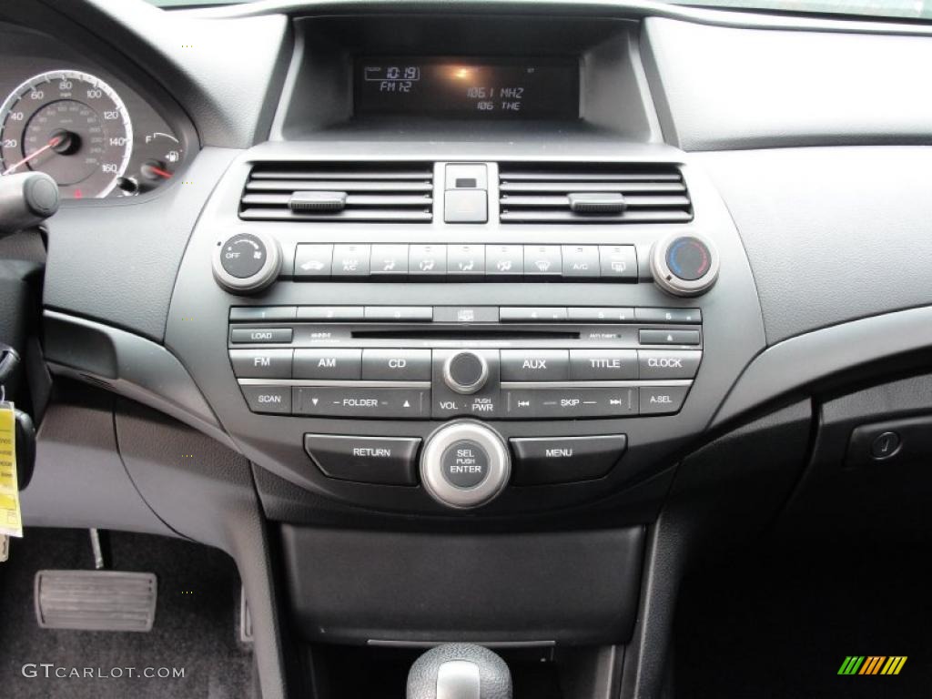 2008 Honda Accord LX-S Coupe Controls Photo #41777225