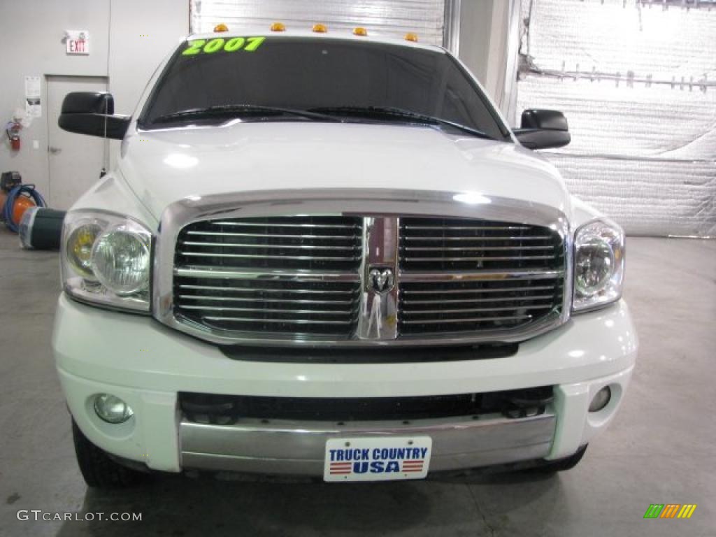 2007 Ram 3500 Laramie Mega Cab 4x4 Dually - Bright White / Medium Slate Gray photo #3