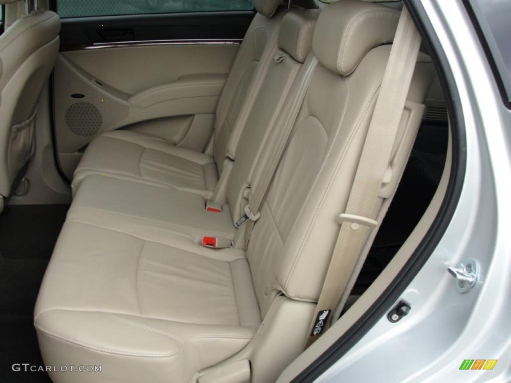 Beige Interior 2010 Hyundai Veracruz Limited Photo #41779761