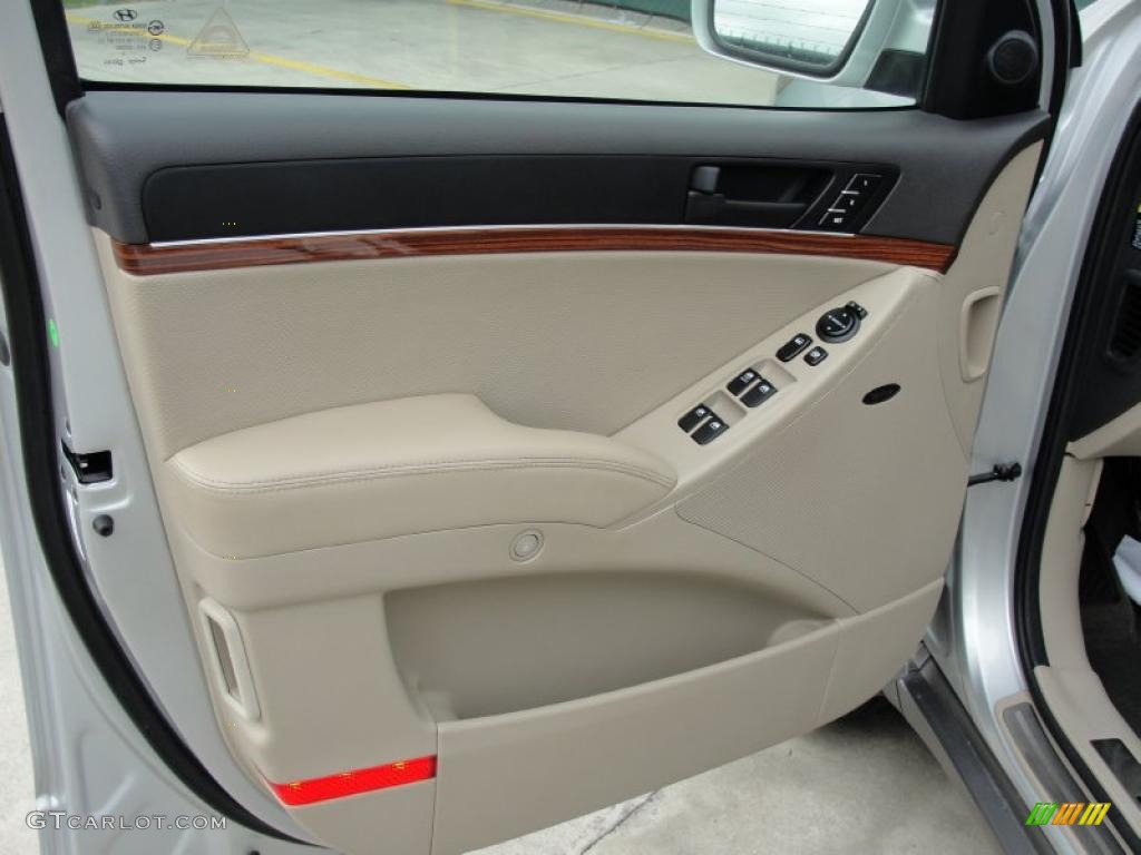 2010 Hyundai Veracruz Limited Beige Door Panel Photo #41779773