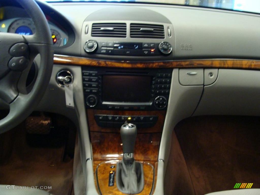 2008 E 350 4Matic Sedan - Flint Grey Metallic / Ash photo #12