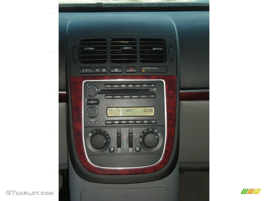 2005 Buick Terraza CXL Controls Photo #41781569