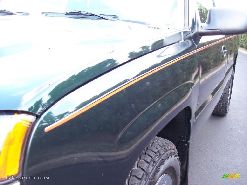 2005 Silverado 1500 Regular Cab 4x4 - Dark Green Metallic / Dark Charcoal photo #19
