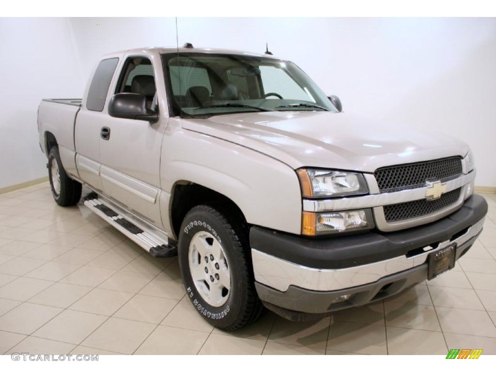 2005 Silverado 1500 LS Extended Cab 4x4 - Silver Birch Metallic / Medium Gray photo #1