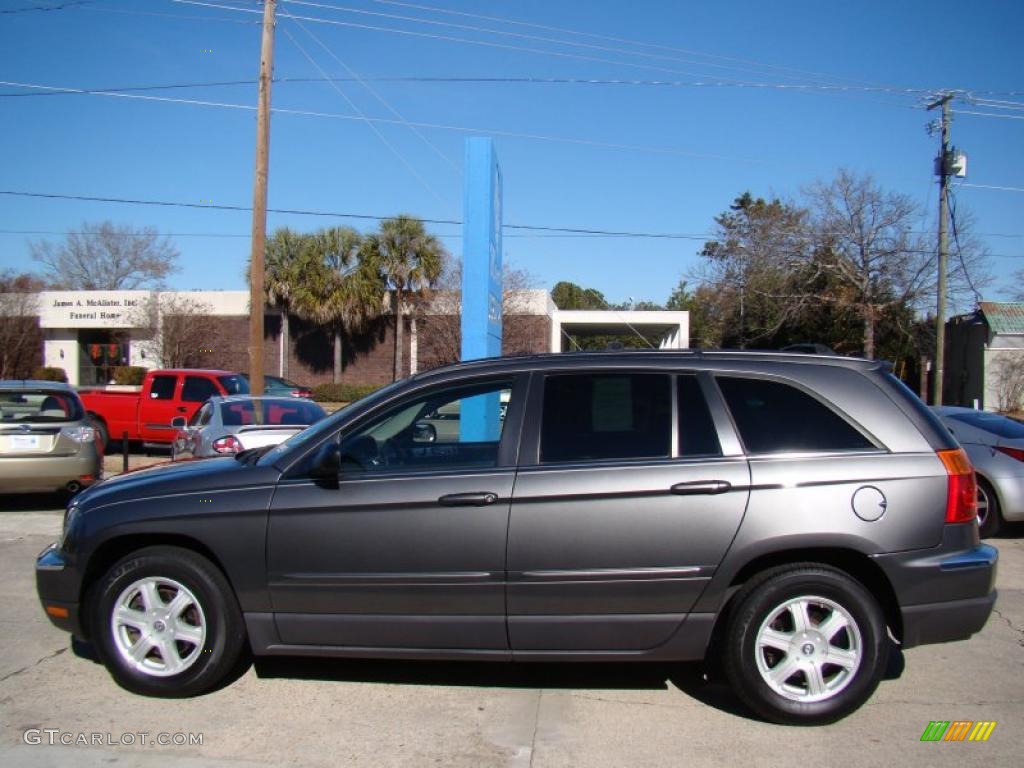 2004 Pacifica  - Graphite Gray Metallic / Dark Slate Gray photo #5