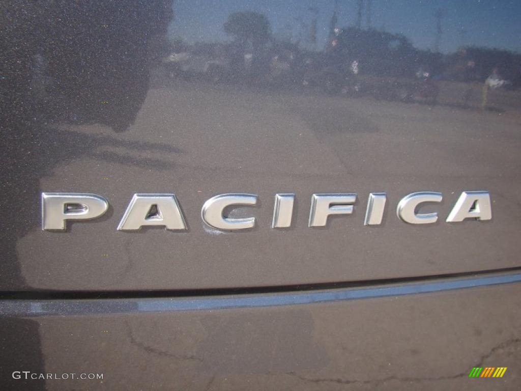 2004 Pacifica  - Graphite Gray Metallic / Dark Slate Gray photo #36