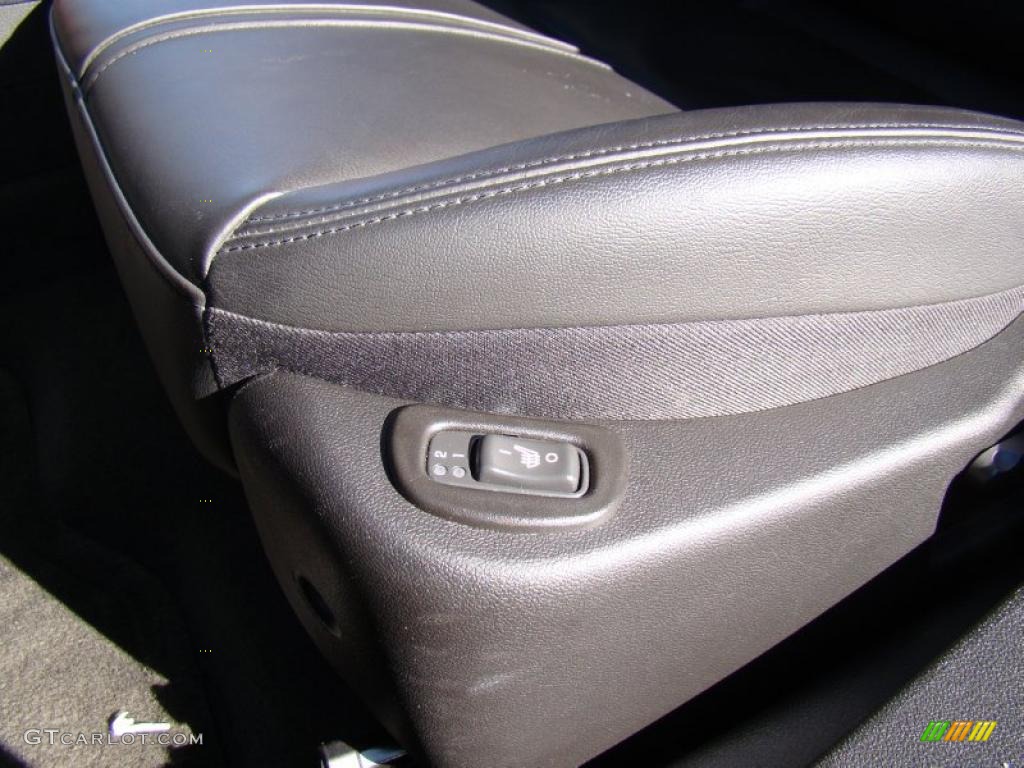 2009 Aura XR - Silver Moss / Black photo #10