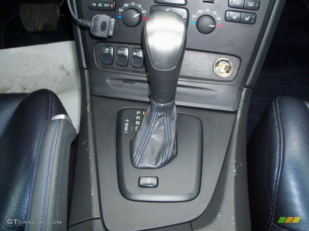 2004 Volvo S60 R AWD 5 Speed Automatic Transmission Photo #41784021