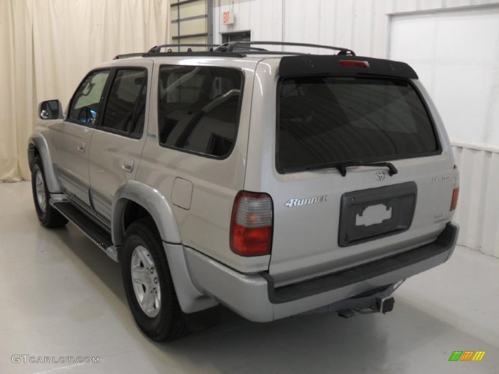 1999 4Runner Limited - Desert Dune Metallic / Oak photo #2