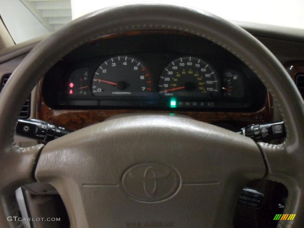 1999 4Runner Limited - Desert Dune Metallic / Oak photo #16