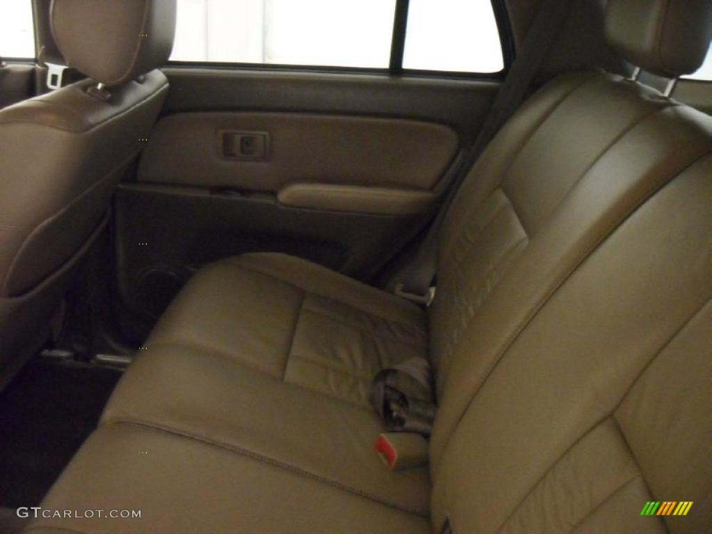 1999 4Runner Limited - Desert Dune Metallic / Oak photo #18