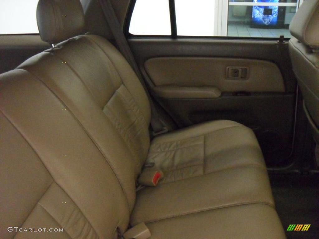 1999 4Runner Limited - Desert Dune Metallic / Oak photo #22