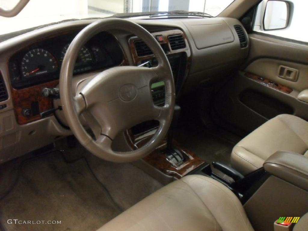 1999 4Runner Limited - Desert Dune Metallic / Oak photo #31