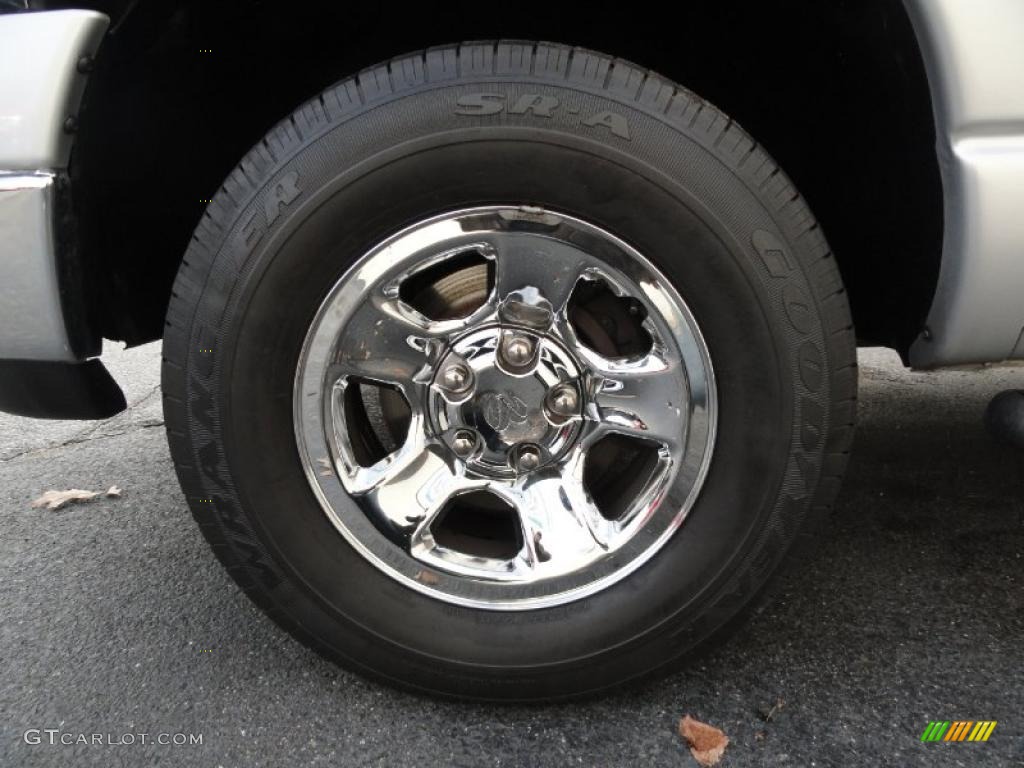 2005 Ram 1500 ST Regular Cab 4x4 - Bright Silver Metallic / Dark Slate Gray photo #7