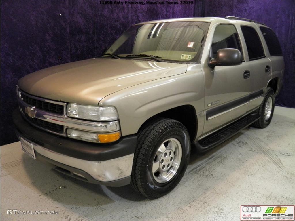 2003 Tahoe LT - Light Pewter Metallic / Gray/Dark Charcoal photo #2