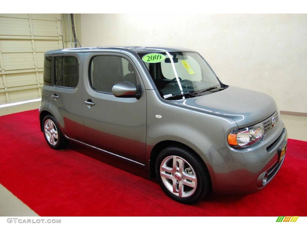 Steel Gray Nissan Cube