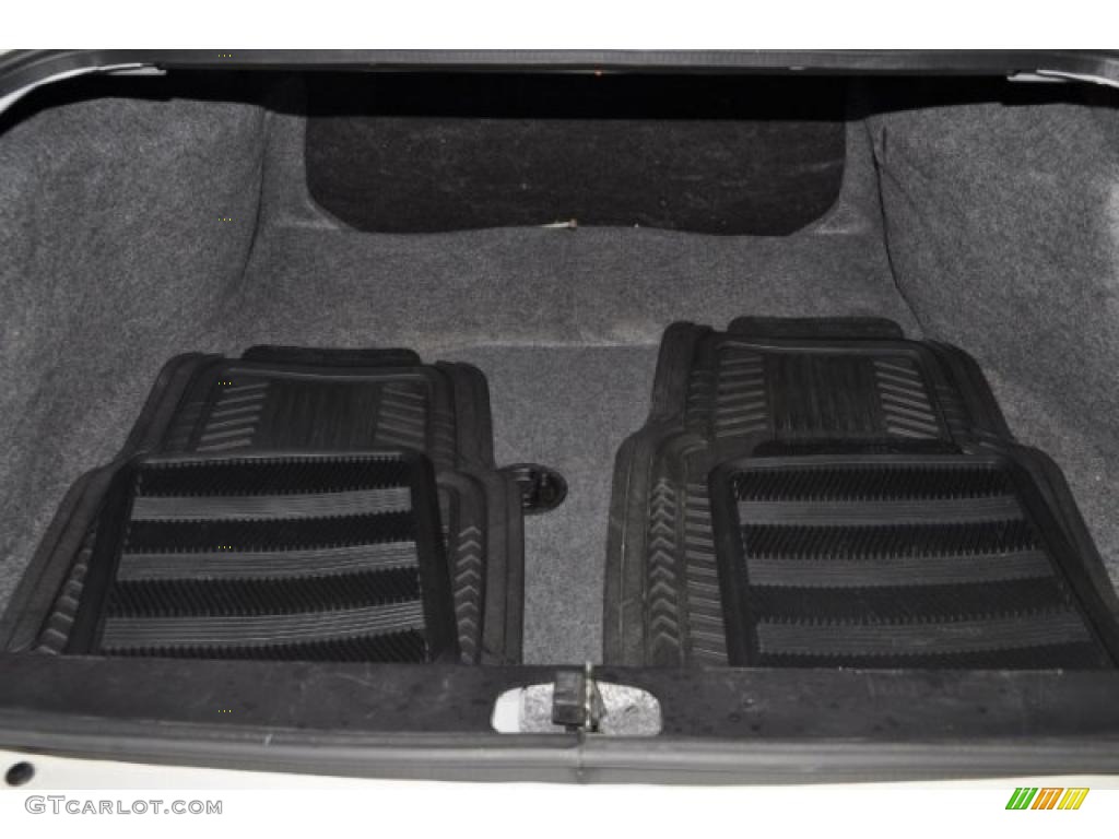 2003 Impala  - White / Neutral Beige photo #11