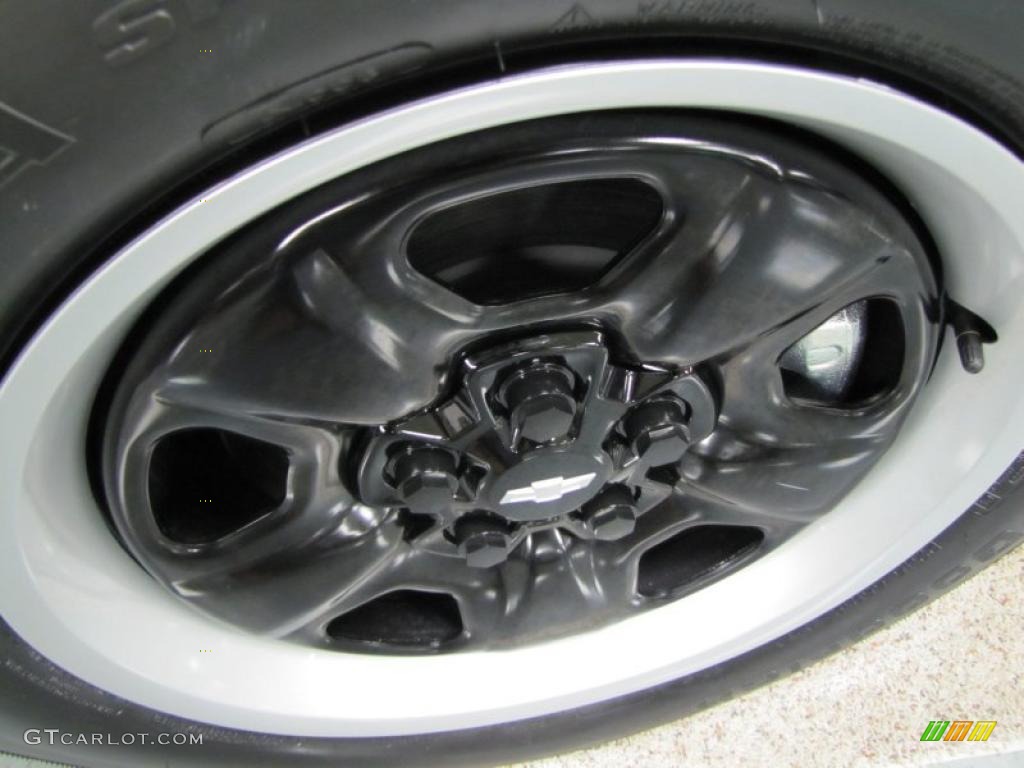 2011 Chevrolet Camaro LS Coupe Wheel Photo #41802507