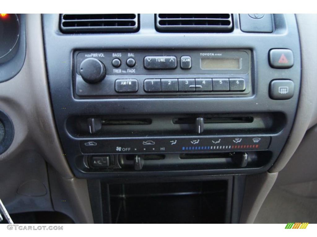 1997 Toyota Corolla CE Controls Photos