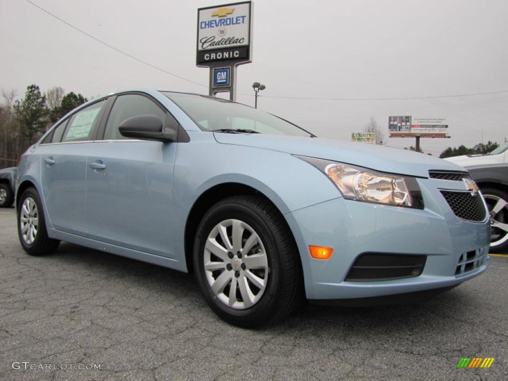 Ice Blue Metallic Chevrolet Cruze