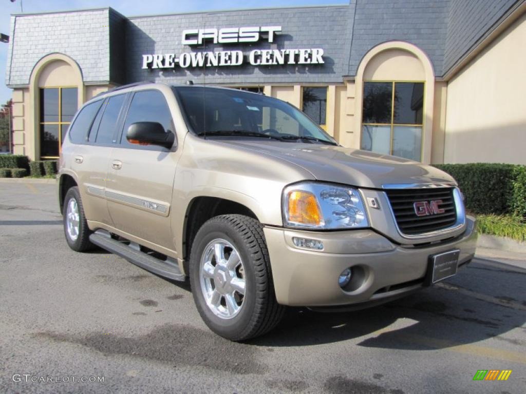 2005 Envoy SLT - Sand Beige Metallic / Light Tan/Ebony photo #1