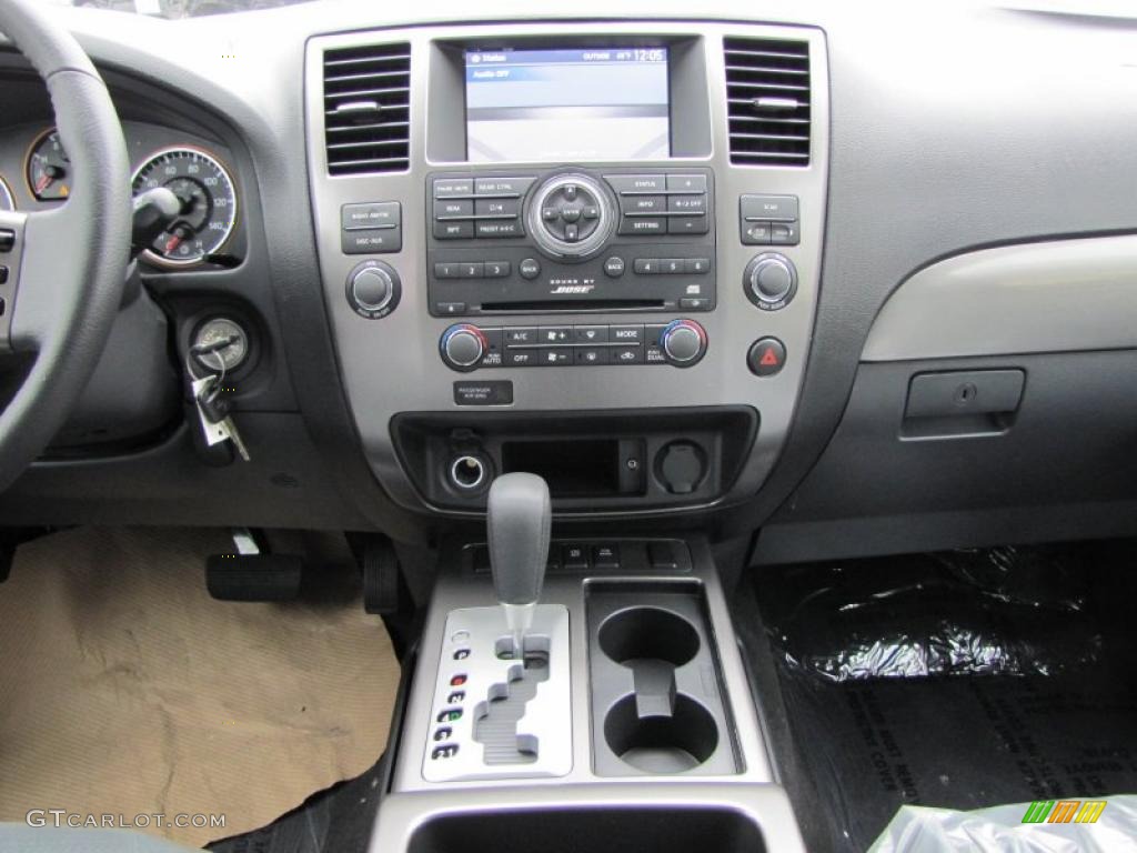 2011 Nissan Armada SV Controls Photo #41804019