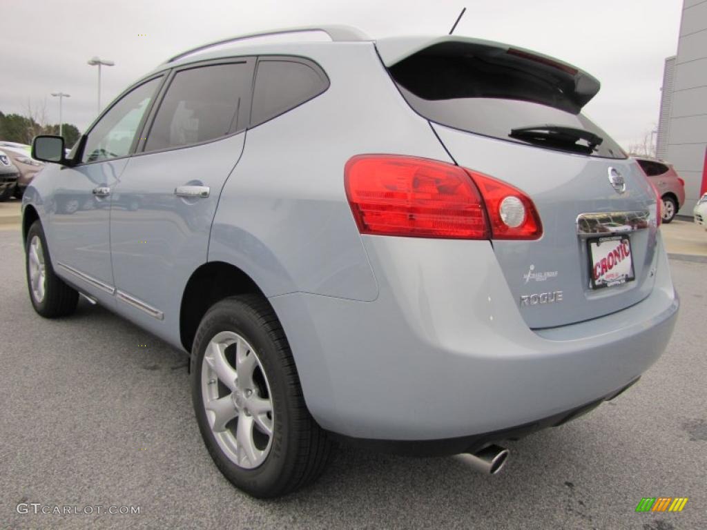 2011 Rogue SV - Frosted Steel Metallic / Gray photo #3