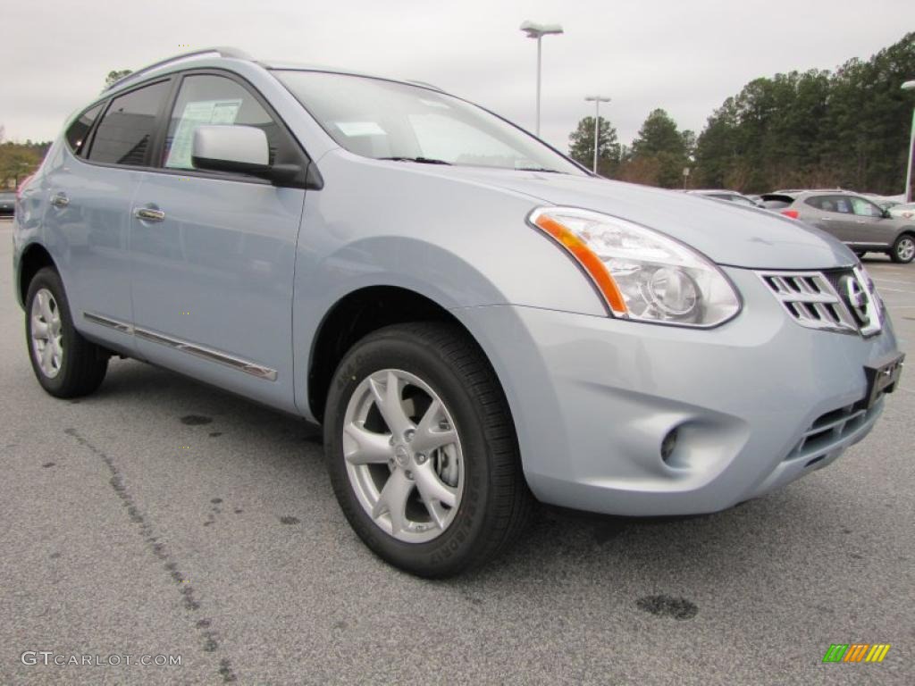2011 Rogue SV - Frosted Steel Metallic / Gray photo #7