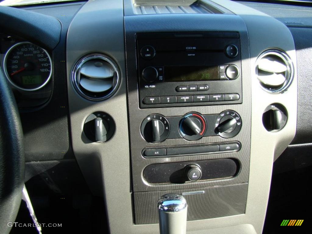 2005 F150 FX4 SuperCab 4x4 - Silver Metallic / Black photo #22