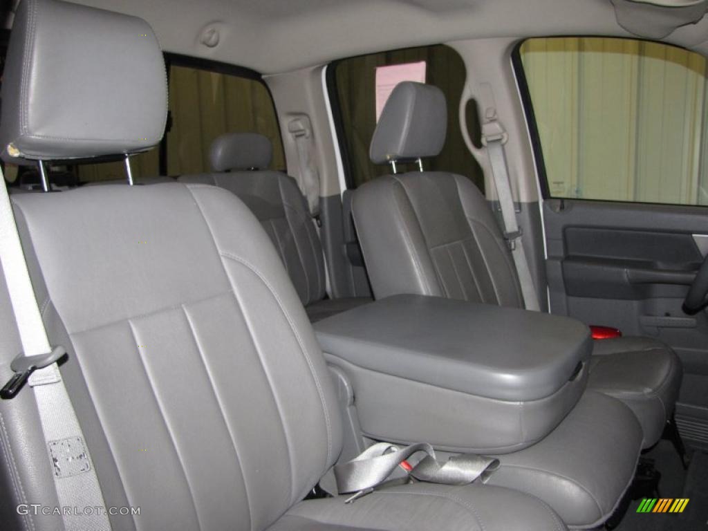 2007 Ram 1500 Big Horn Edition Quad Cab 4x4 - Bright White / Medium Slate Gray photo #16