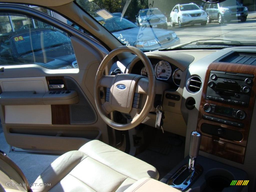 2004 F150 XLT SuperCab - Arizona Beige Metallic / Tan photo #18