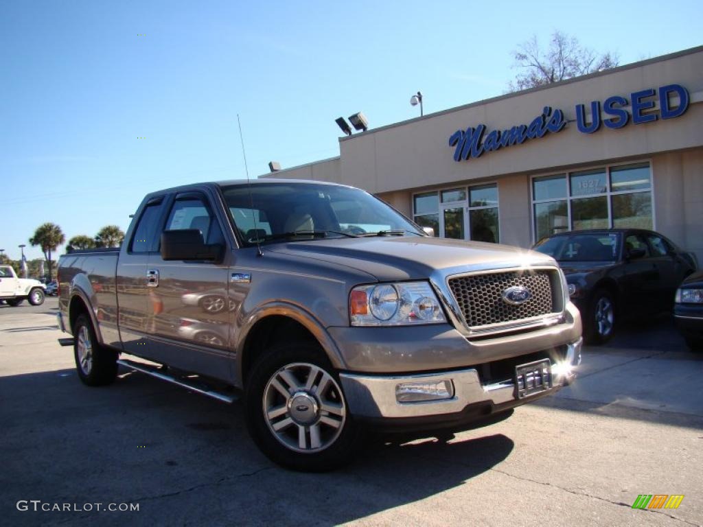 2004 F150 XLT SuperCab - Arizona Beige Metallic / Tan photo #32