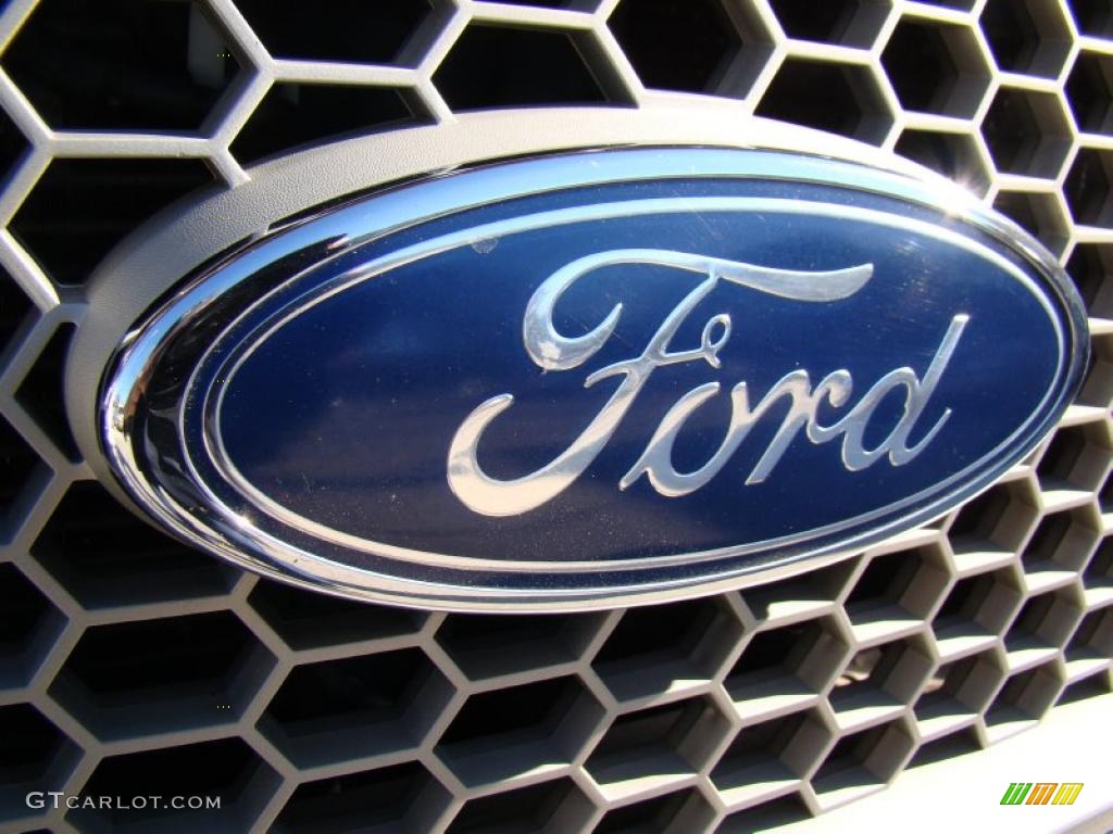 2004 Ford F150 XLT SuperCab Marks and Logos Photo #41809627