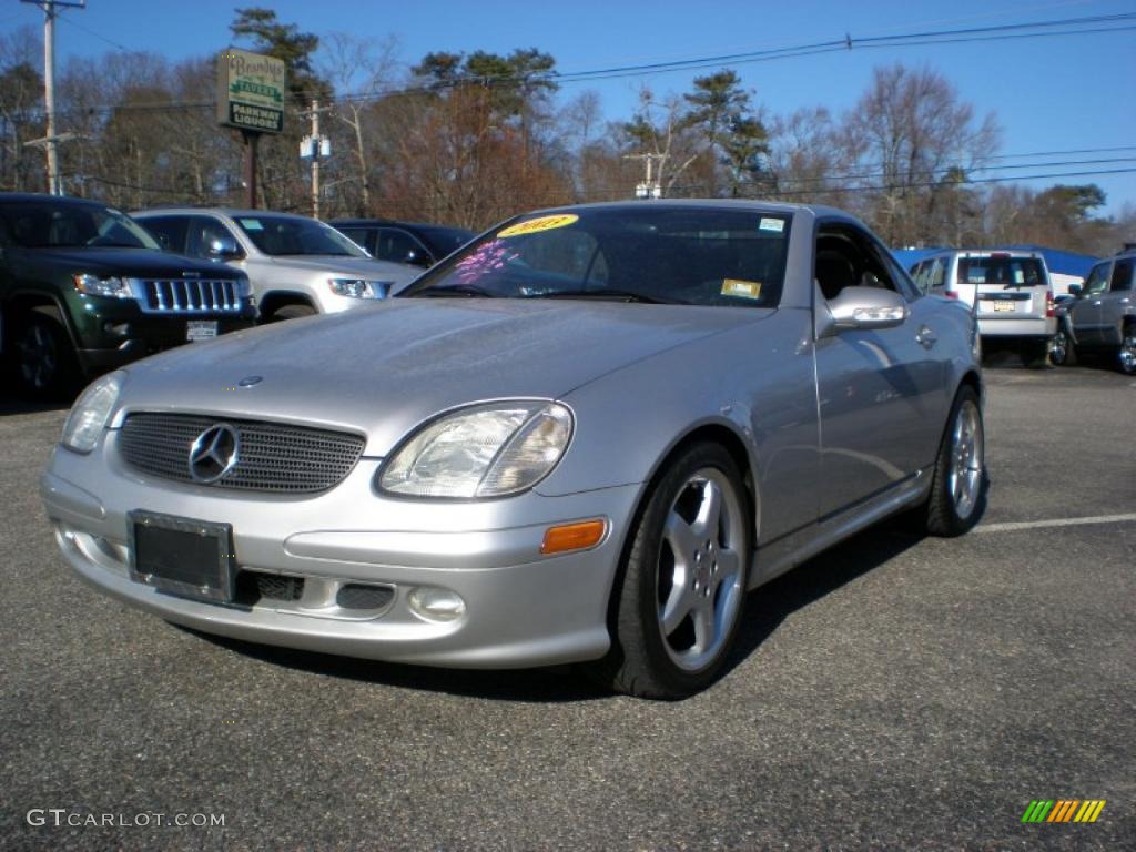Brilliant Silver Metallic 2003 Mercedes-Benz SLK 320 Roadster Exterior Photo #41810351