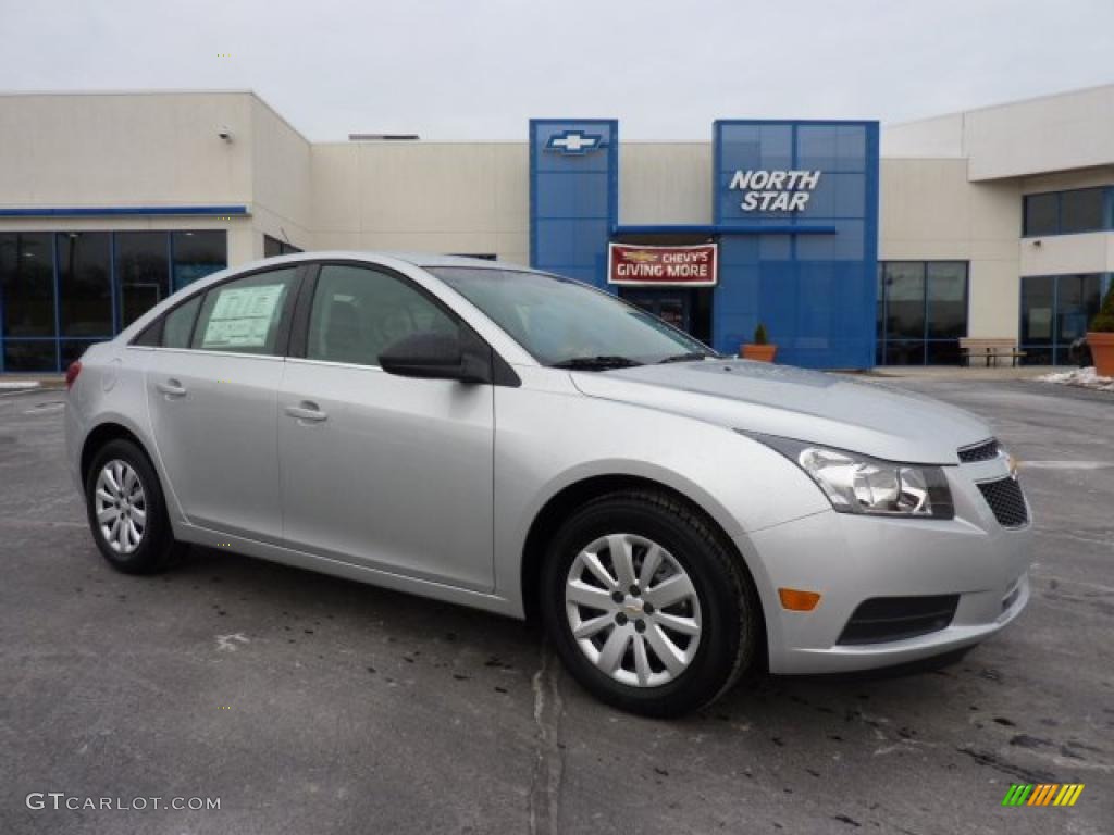 2011 Cruze LS - Silver Ice Metallic / Jet Black/Medium Titanium photo #1