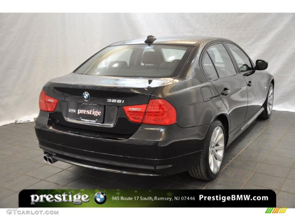 2011 3 Series 328i xDrive Sedan - Jet Black / Black photo #2