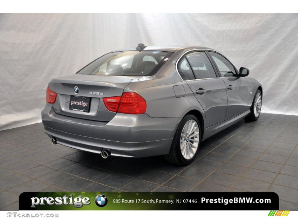 2011 3 Series 335d Sedan - Space Gray Metallic / Black photo #2