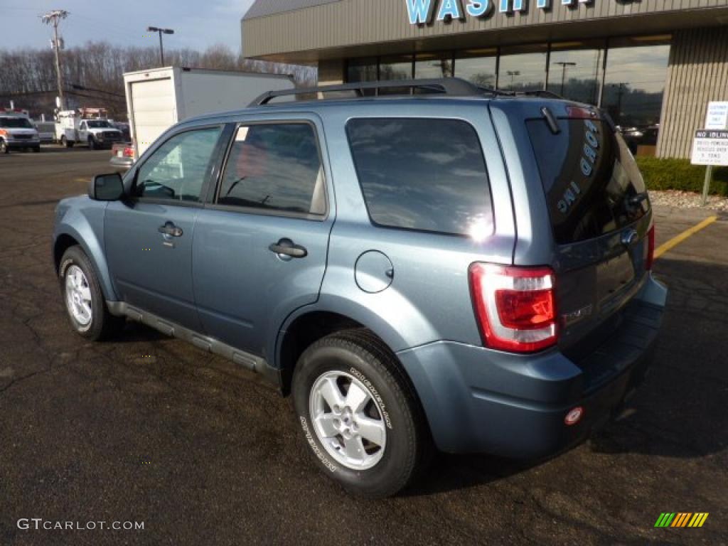 2010 Escape XLT 4WD - Steel Blue Metallic / Charcoal Black photo #2