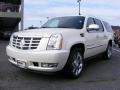 White Diamond - Escalade ESV AWD Photo No. 1