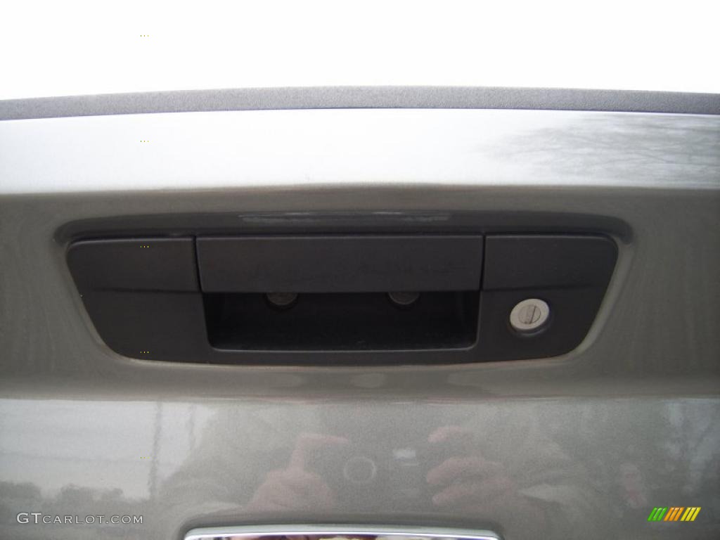 2010 Ram 1500 Big Horn Quad Cab 4x4 - Mineral Gray Metallic / Dark Slate/Medium Graystone photo #12