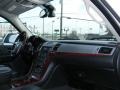 White Diamond - Escalade ESV AWD Photo No. 34