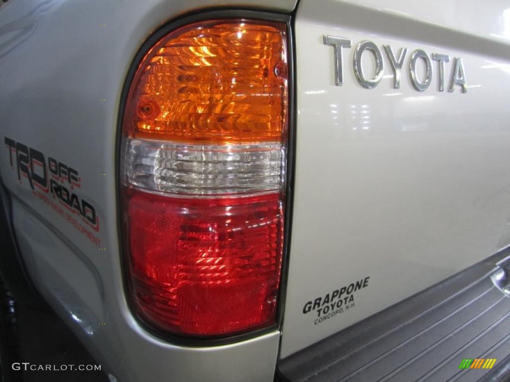 2004 Tacoma V6 TRD Xtracab 4x4 - Lunar Mist Metallic / Charcoal photo #13