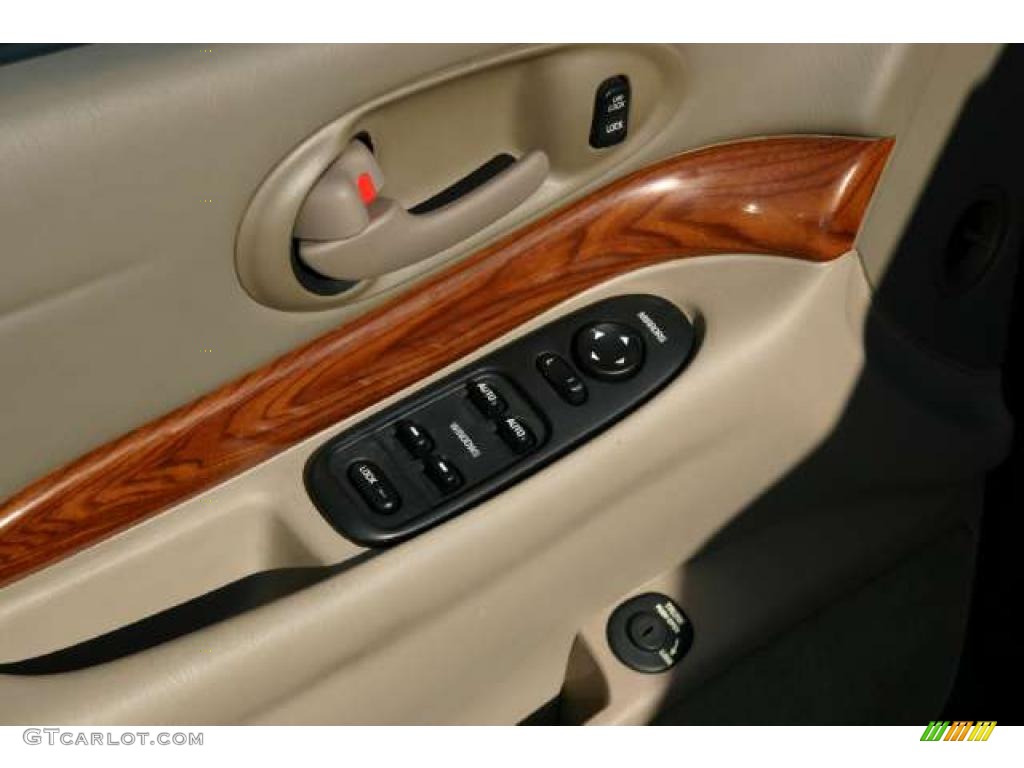 2002 LeSabre Custom - Medium Red Pearl / Taupe photo #10