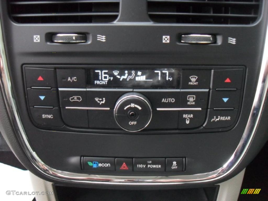 2011 Dodge Grand Caravan Crew Controls Photo #41831868