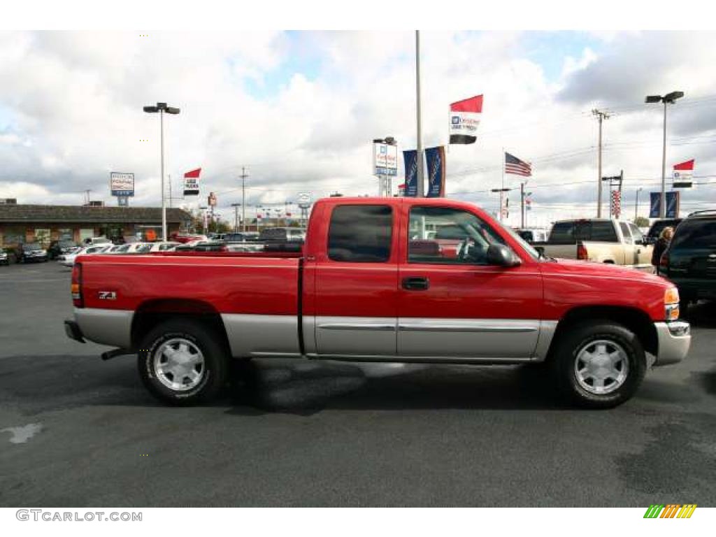2005 Sierra 1500 Z71 Extended Cab 4x4 - Fire Red / Dark Pewter photo #2