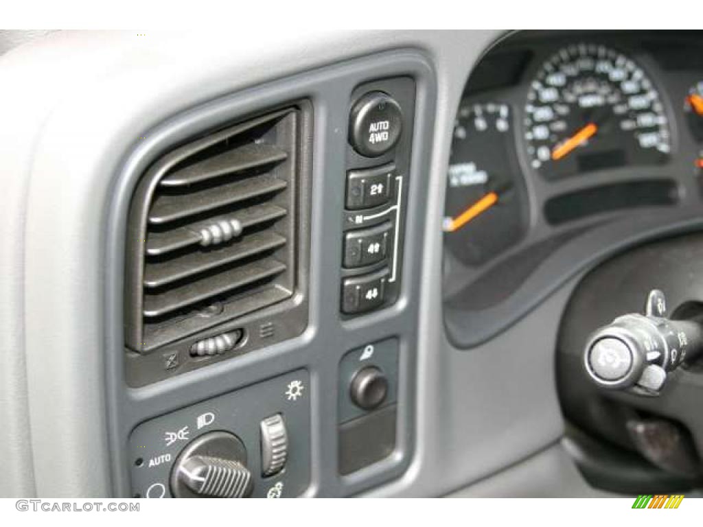 2003 Silverado 1500 Extended Cab 4x4 - Light Pewter Metallic / Dark Charcoal photo #11